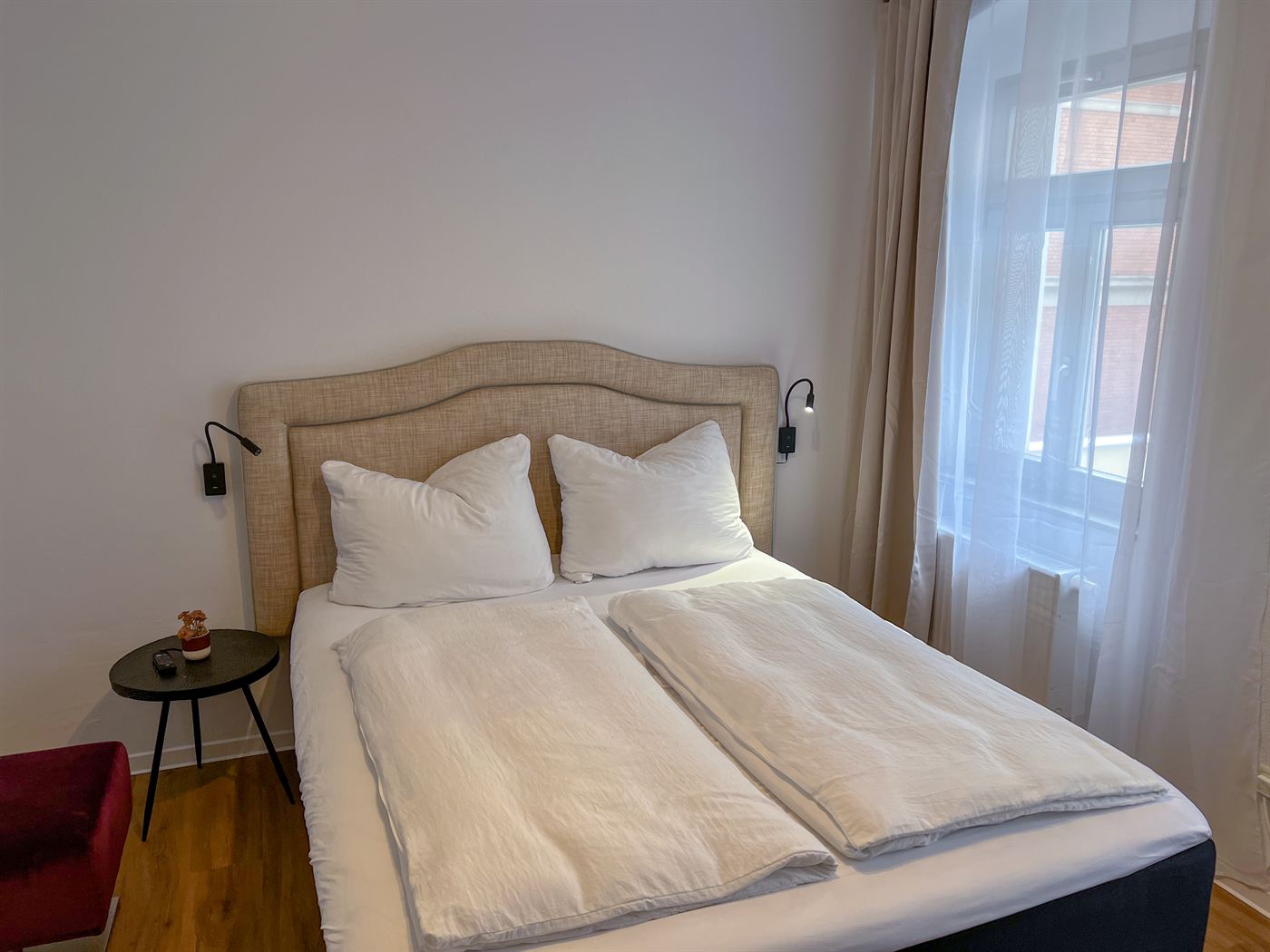 Classic Apartment Obergasse 3 Schlafzimmer mit Doppelbett